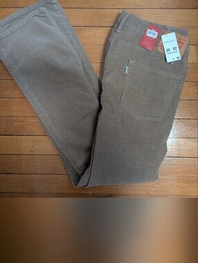 NEW Levi’s 514 Corduroy Pants Mens 33x32 Straight Fit Tan Brown Pockets NWT